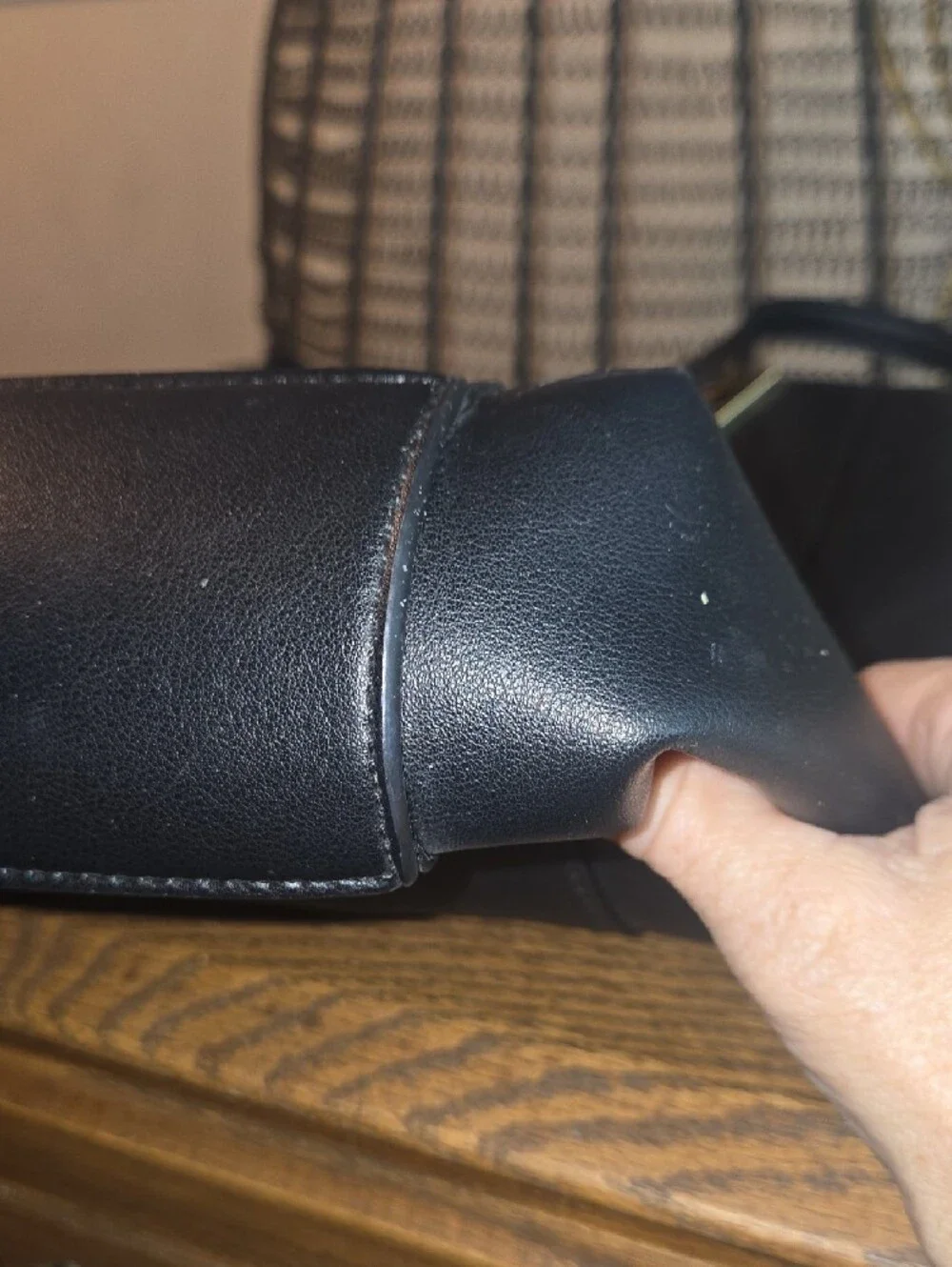 Classic Black Tote Bag - Sleek Everyday Handbag